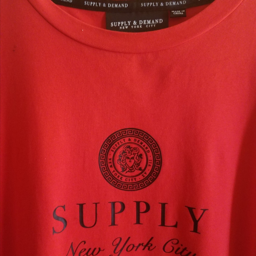 Tee shirt